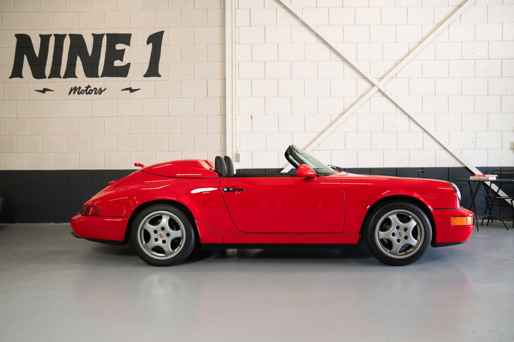 Porsche 964 Carrera 2 Speedster