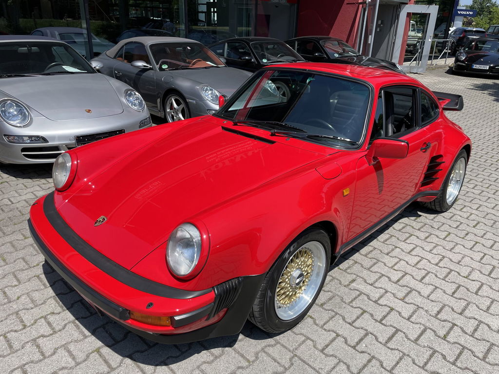 Porsche 911 Turbo 3.3