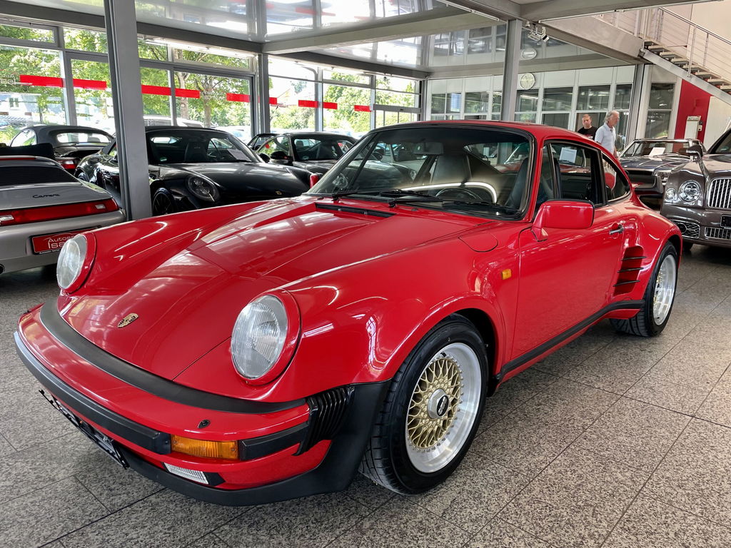 Porsche 911 Turbo 3.3
