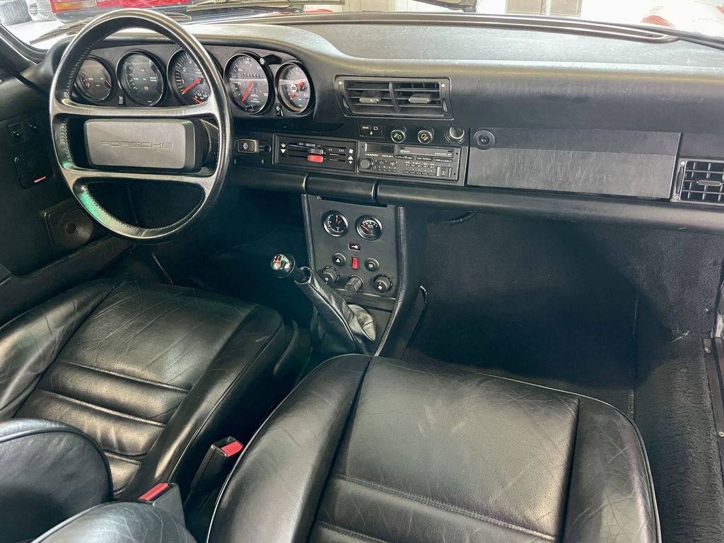 Porsche 911 Turbo 3.3