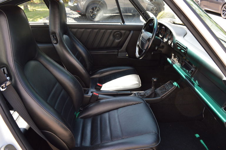 Porsche 964 Carrera 4