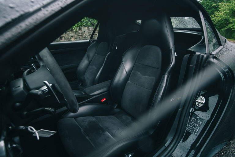 Porsche 991 Carrera GTS