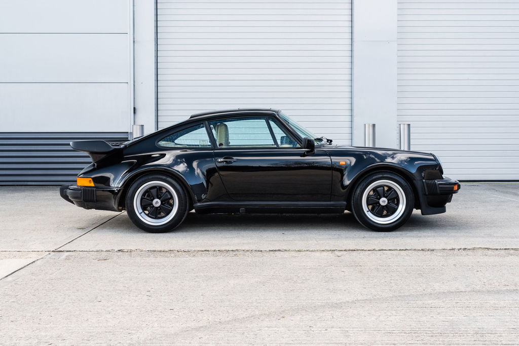 Porsche 911 Turbo 3.3