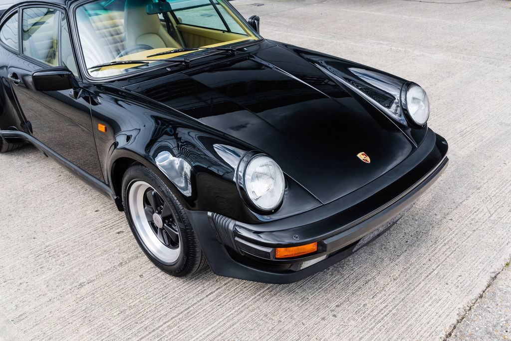 Porsche 911 Turbo 3.3