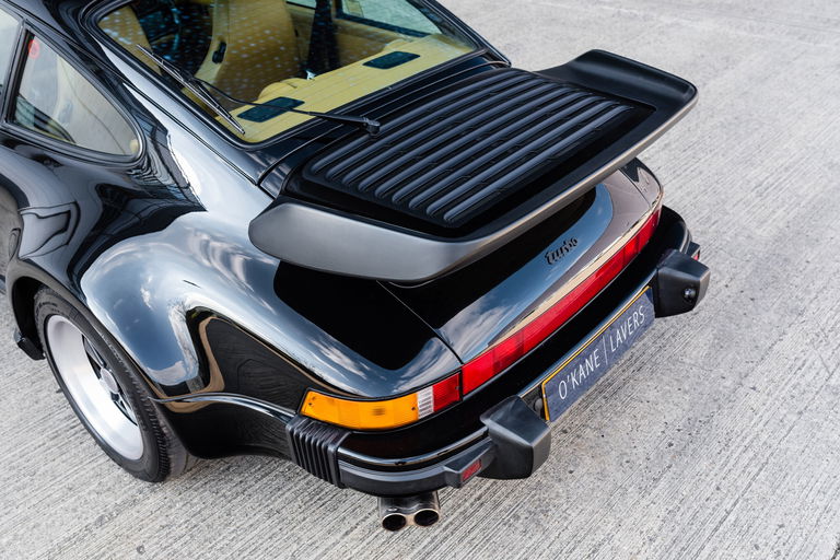 Porsche 911 Turbo 3.3