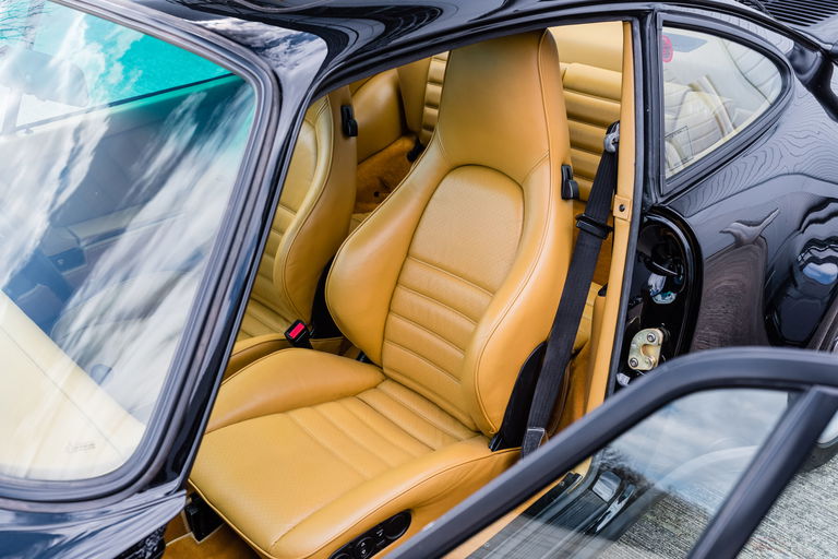 Porsche 911 Turbo 3.3