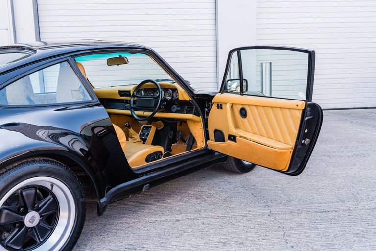 Porsche 911 Turbo 3.3