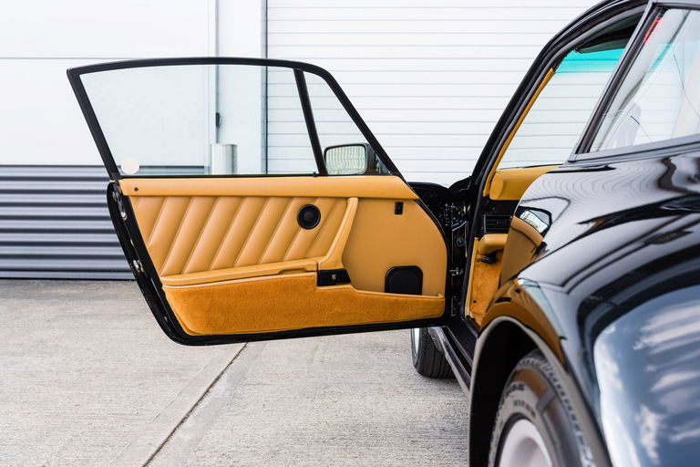 Porsche 911 Turbo 3.3