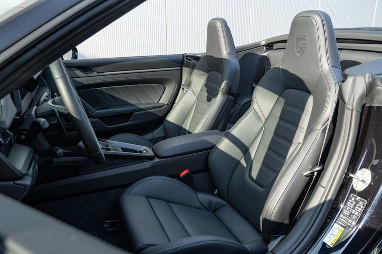 Porsche 992.2 Carrera GTS