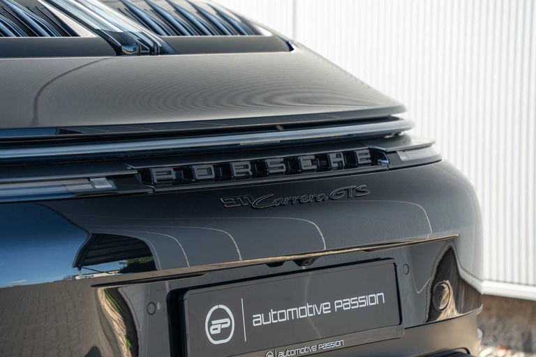 Porsche 992.2 Carrera GTS