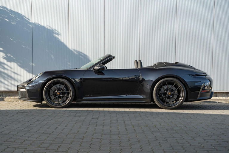 Porsche 992.2 Carrera GTS