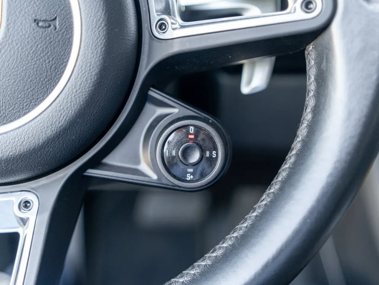 Porsche 718 Boxster T