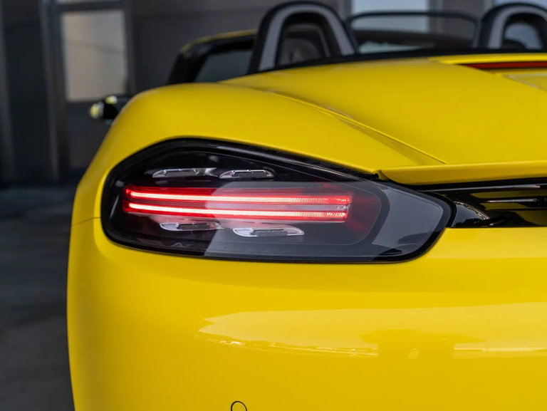 Porsche 718 Boxster T