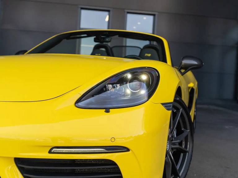 Porsche 718 Boxster T