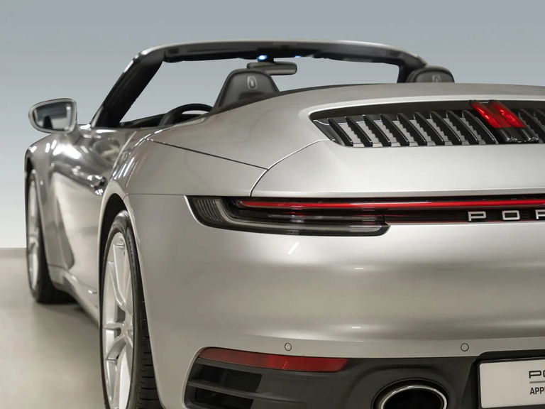 Porsche 992 Carrera