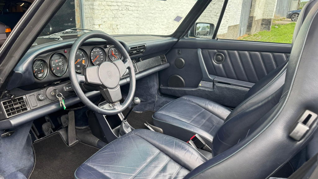 Porsche 911 Carrera 3.2