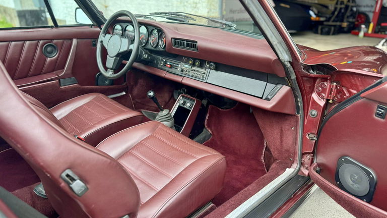 Porsche 911 Carrera 3.2