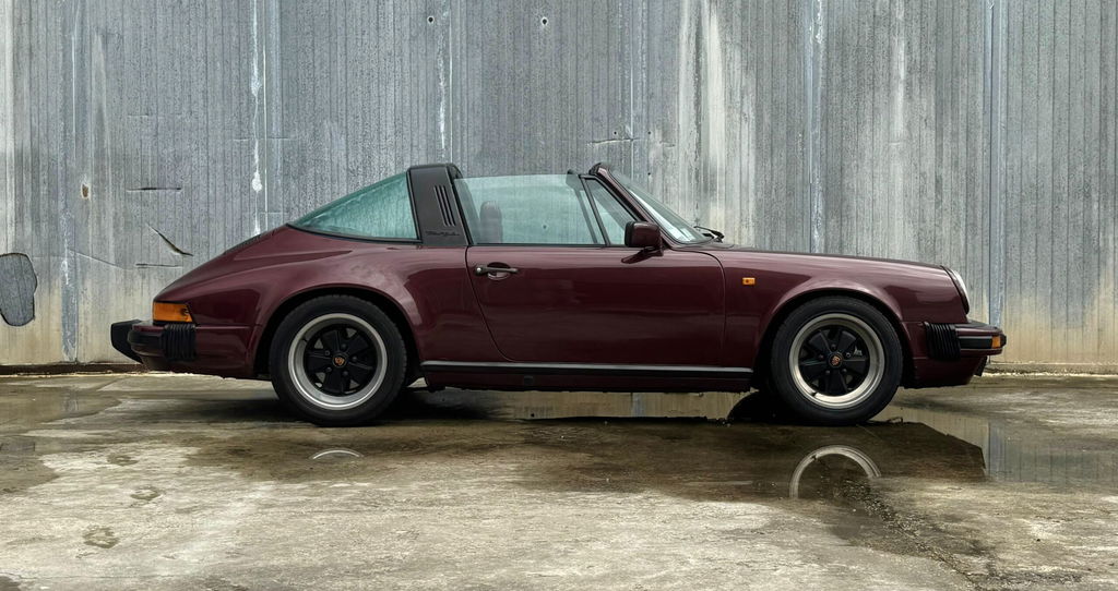 Porsche 911 Carrera 3.2
