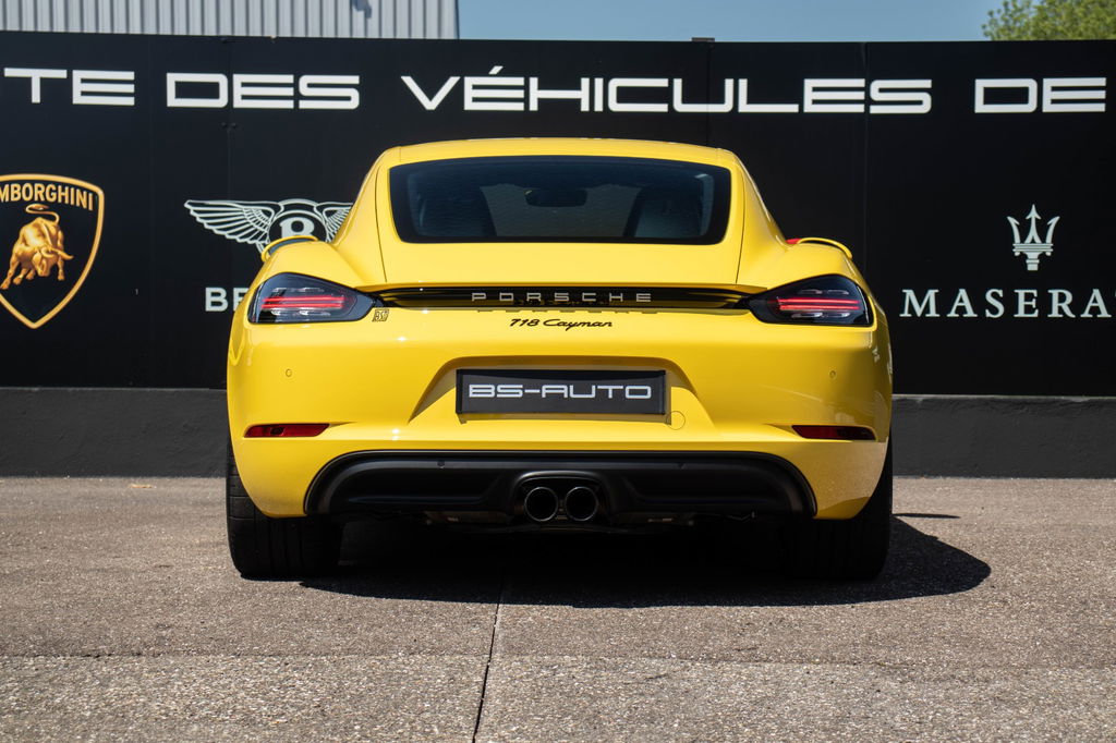 Porsche 718 Cayman