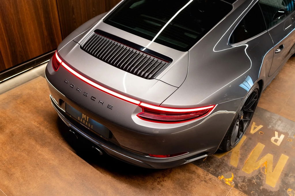 Porsche 991.2 Carrera 4 GTS