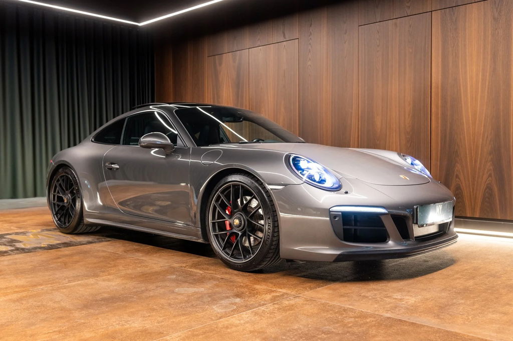 Porsche 991.2 Carrera 4 GTS