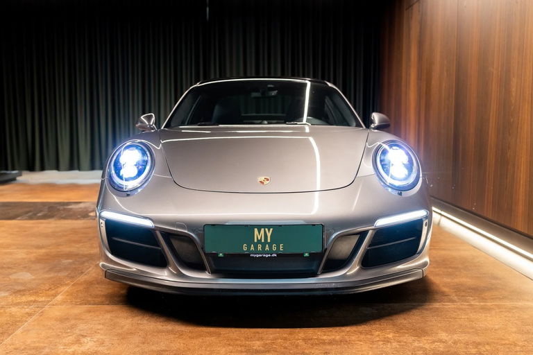Porsche 991.2 Carrera 4 GTS