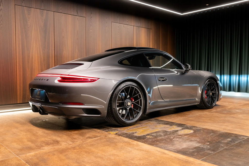 Porsche 991.2 Carrera 4 GTS