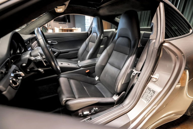 Porsche 991.2 Carrera 4 GTS