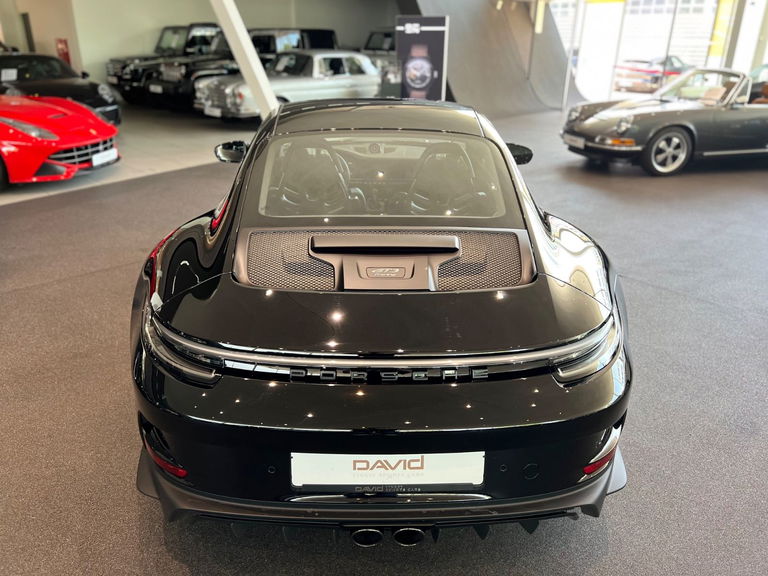 Porsche 992 GT3 Touring