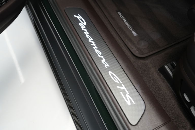 Porsche Panamera GTS