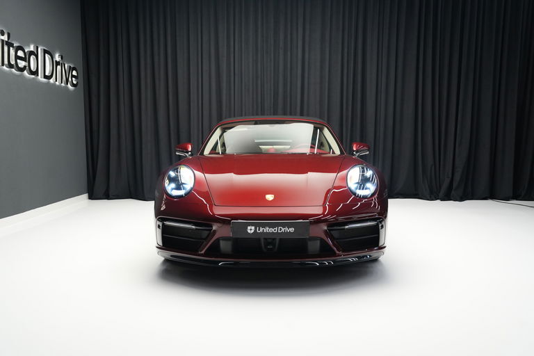 Porsche 992 Heritage Design Edition