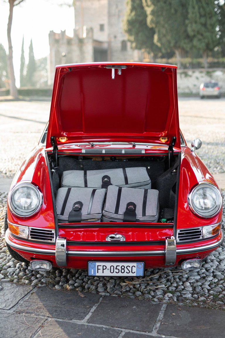 Porsche 911 (F-Modell)