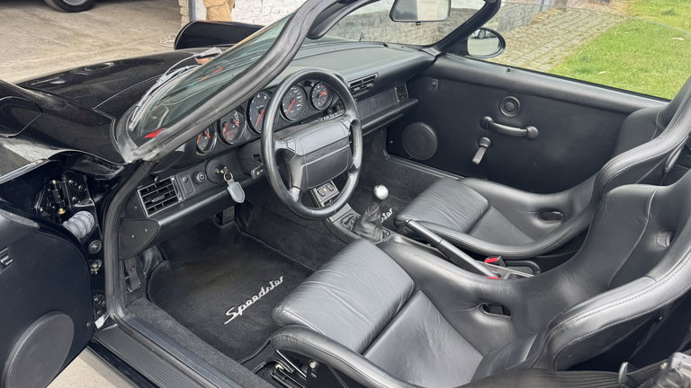 Porsche 964 Carrera 2 Speedster