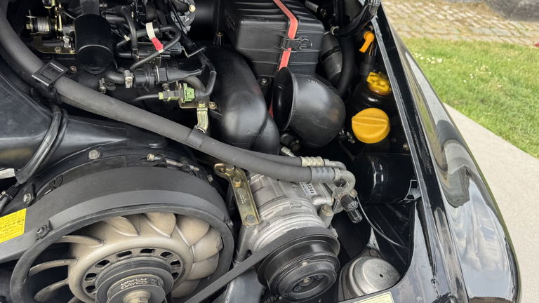 Porsche 964 Carrera 2 Speedster