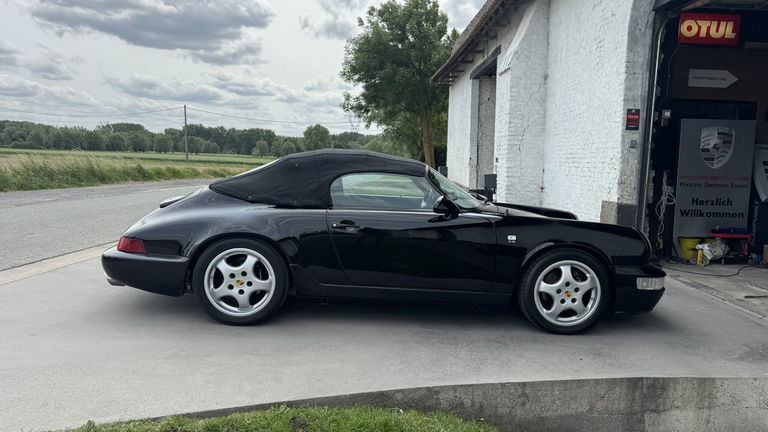 Porsche 964 Carrera 2 Speedster