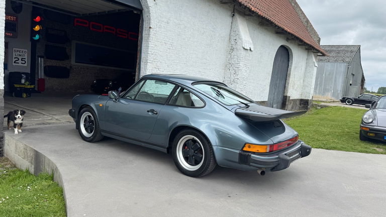 Porsche 911 Carrera 3.2