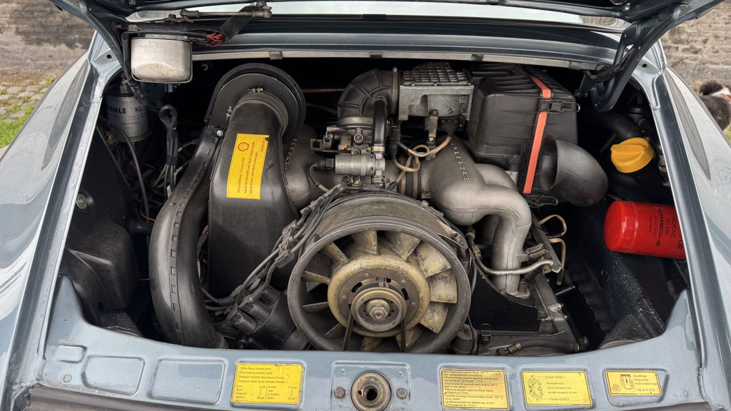 Porsche 911 Carrera 3.2