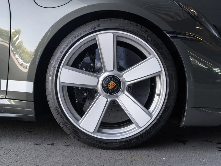 Porsche 992 Turbo 50 Jahre