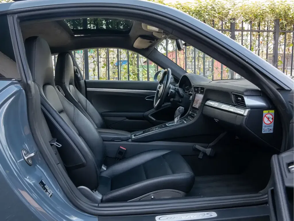 Porsche 991 Carrera 4S