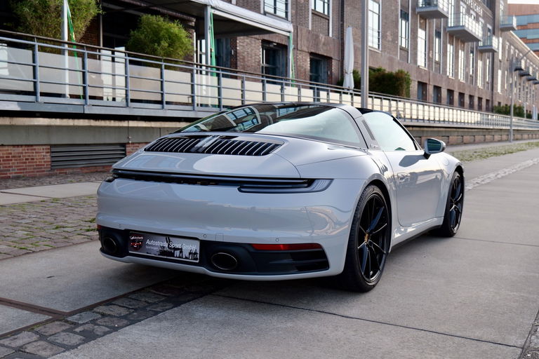 Porsche 992 Targa 4S