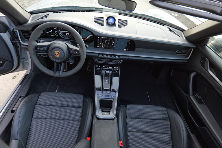 Porsche 992 Targa 4S