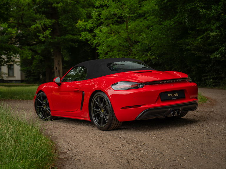 Porsche 718 Boxster