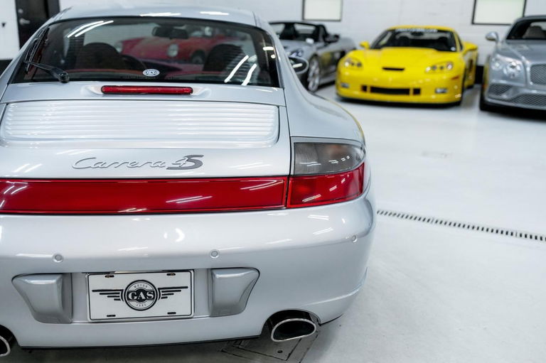 Porsche 996 Carrera 4S