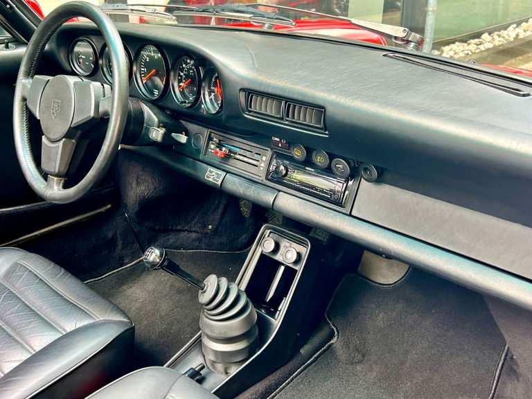 Porsche 911 Carrera 3.2