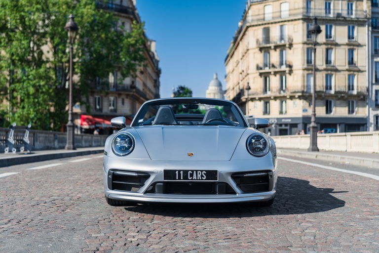 Porsche 992 Carrera 4S