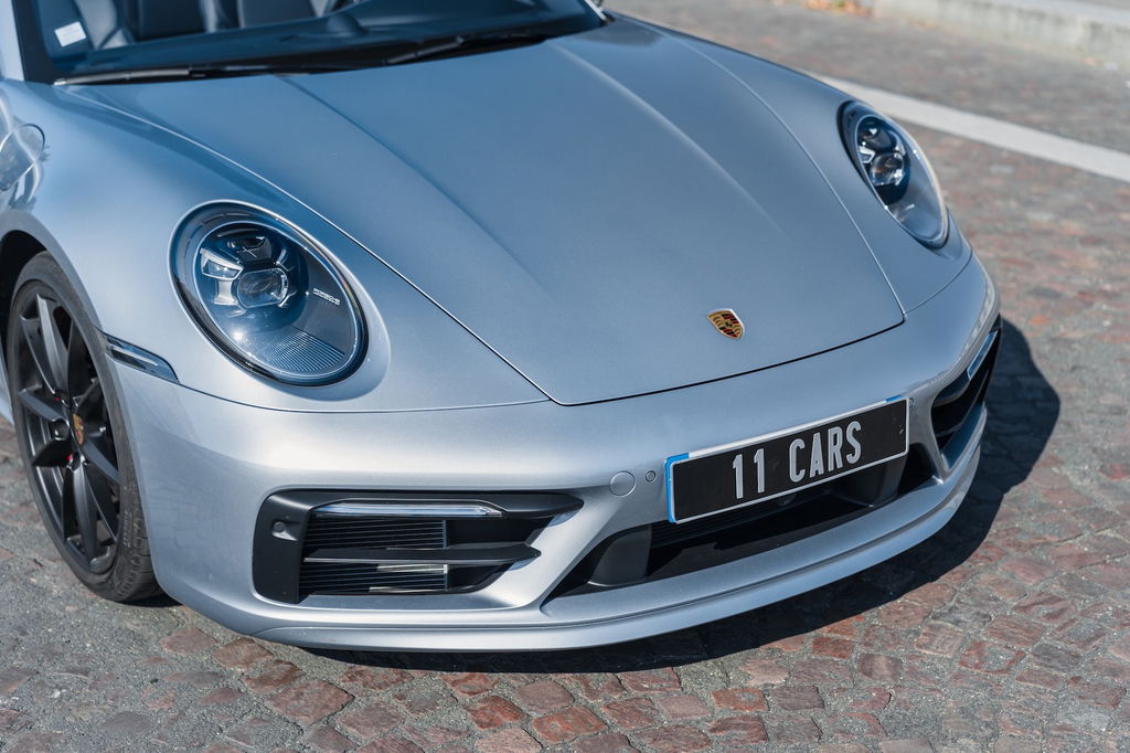 Porsche 992 Carrera 4S