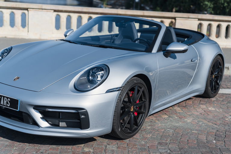 Porsche 992 Carrera 4S