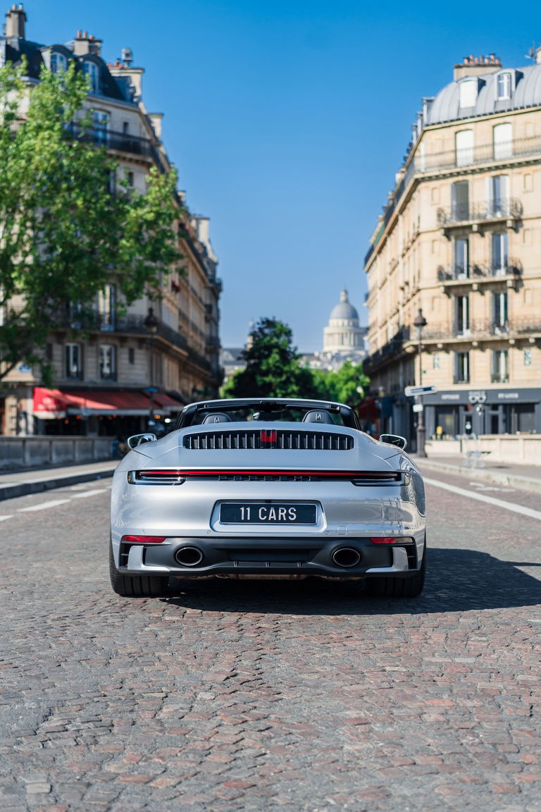 Porsche 992 Carrera 4S