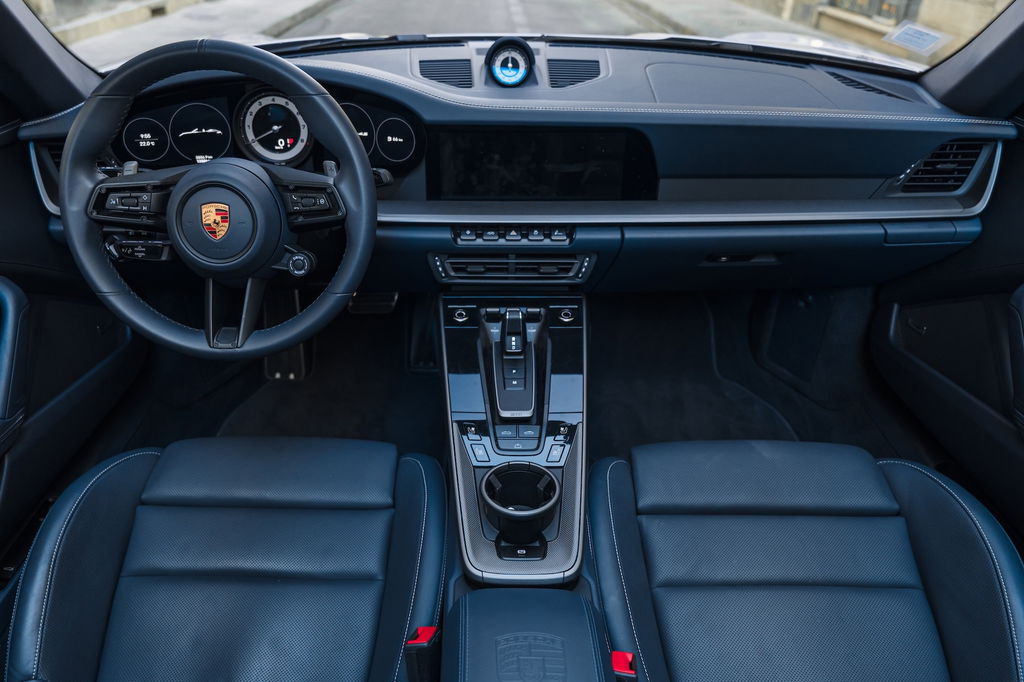 Porsche 992 Carrera 4S