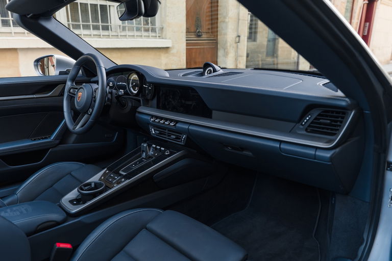 Porsche 992 Carrera 4S